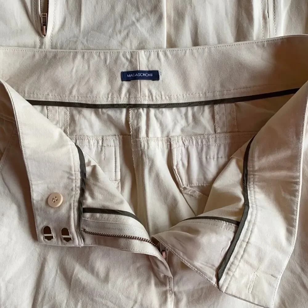 MAGASCHONI 6‎ Pale Khaki Linen/Cotton Capri Pants, Pristine Condition